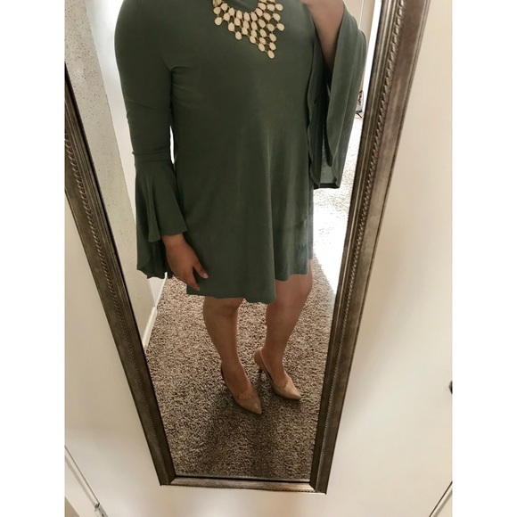 Dress - Picture 1 of 3